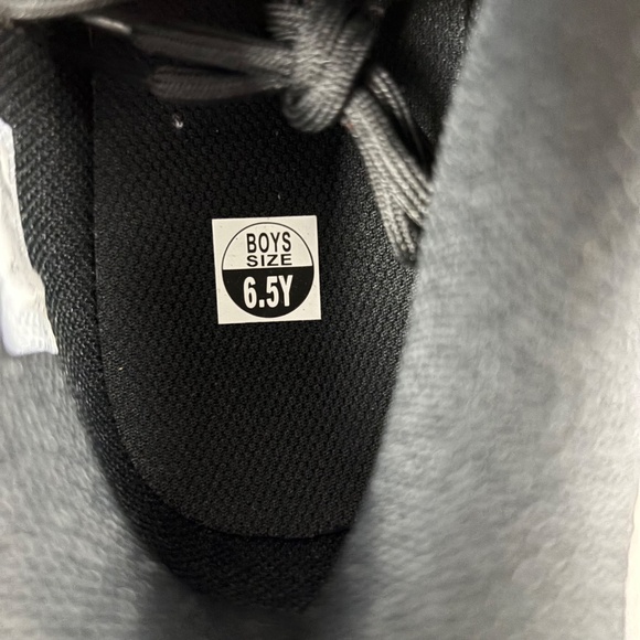 Nike, Jordan Max Aura 3 (GS,) Sneakers, All Black Leather, - Picture 11 of 15